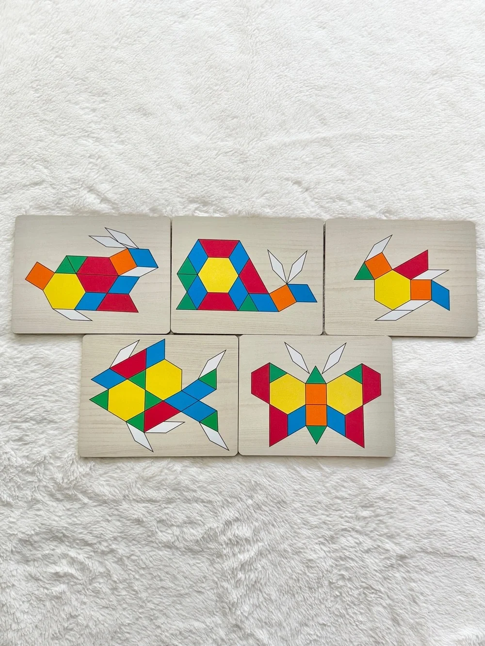 Melissa & Doug Pattern Blocks and Board Puzzle Toy